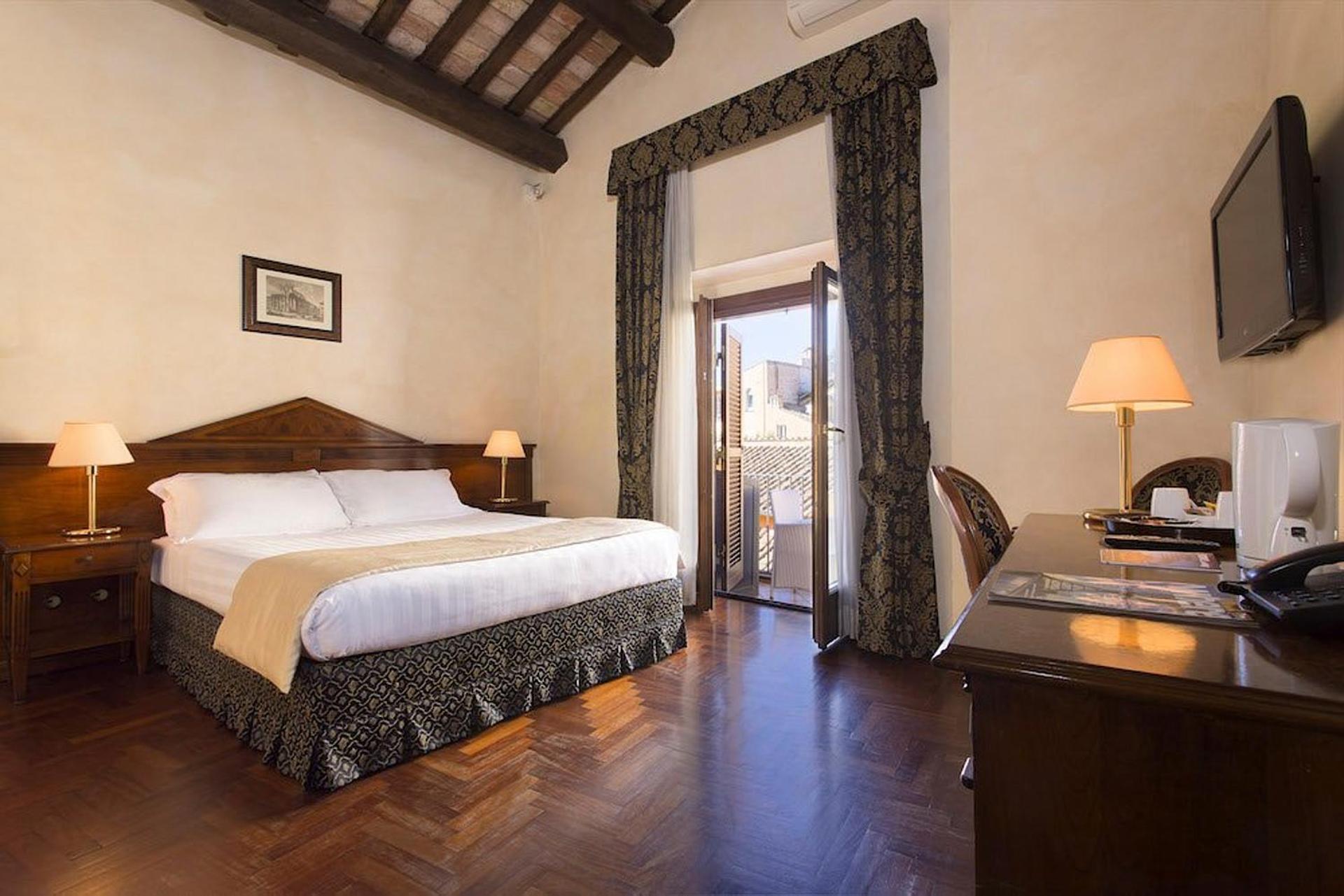 Hotel Teatro Pace Рим Екстериор снимка
